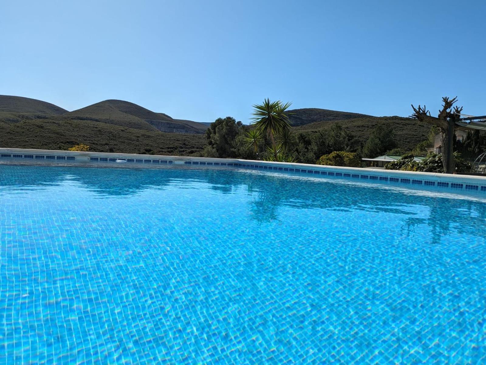 Buen Estar, Piscina, Barbacoa, Jacuzzi En Valencia Villa Turis Exterior photo